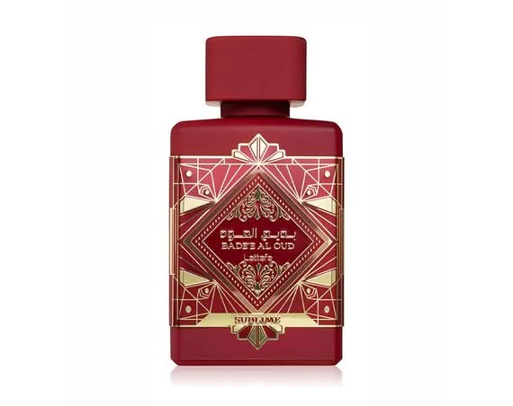 Lattafa Bade'e Al Oud Sublime EDP Eau De Parfum 100ml bottle, showcasing luxurious fragrance and warm, elegant design.